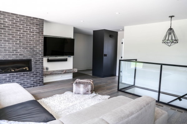 The Floor Show photo 4